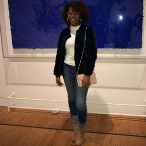 Meet your Posher, Donyelle